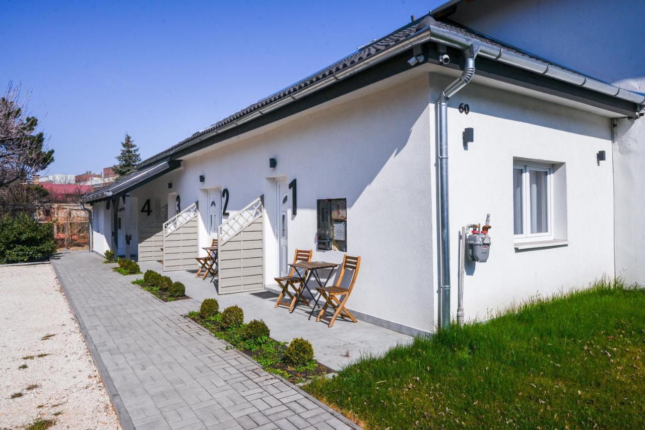 Chesscom Apartments Budapeste Exterior foto